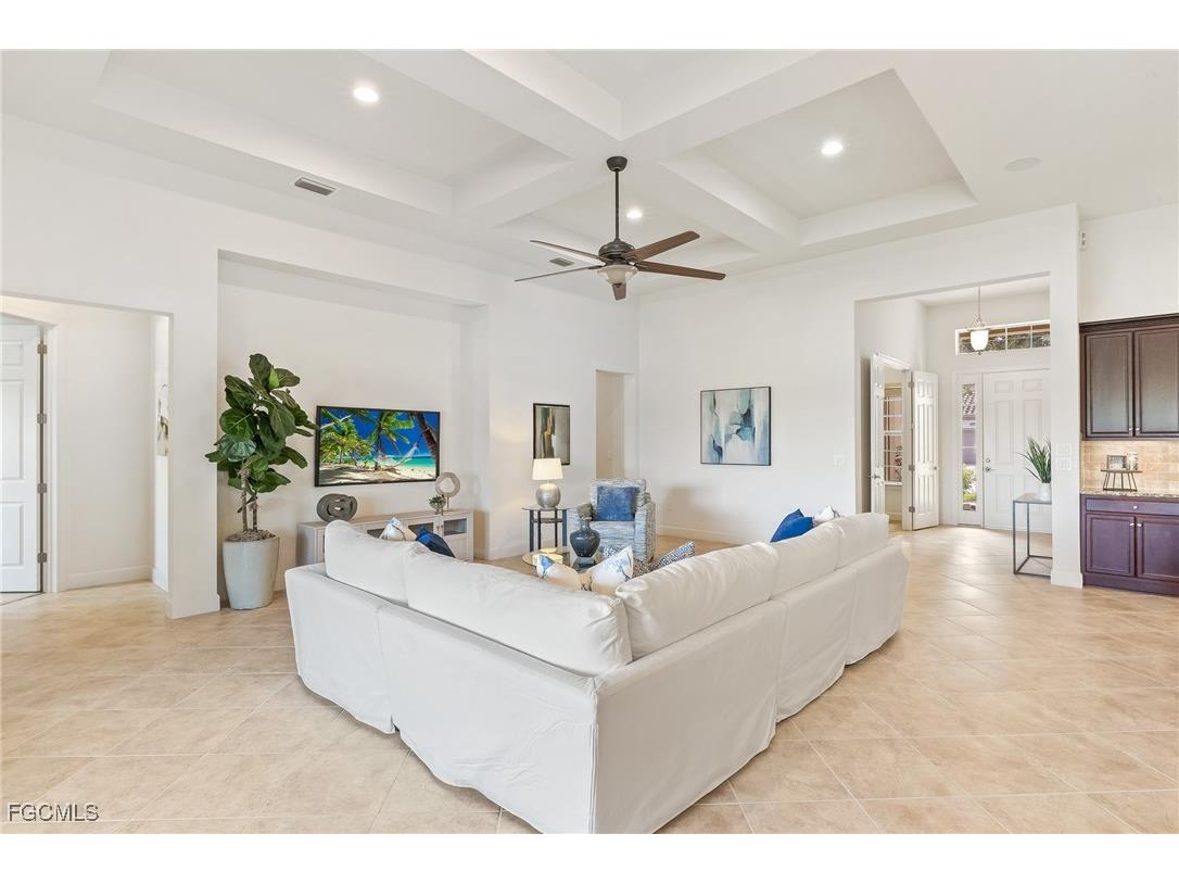 10964 Surrey Place Fort Myers FL 33913 2025011565 image3