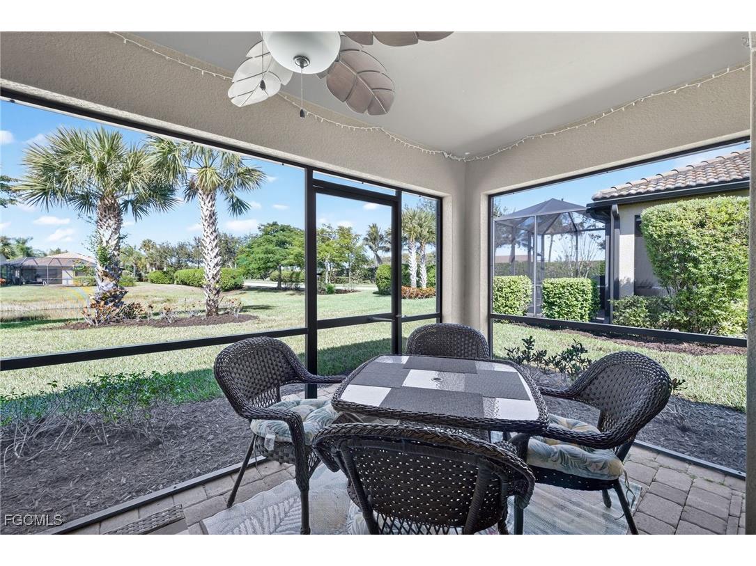 10970 Glenhurst Street Fort Myers FL 33913 2025020291 image3