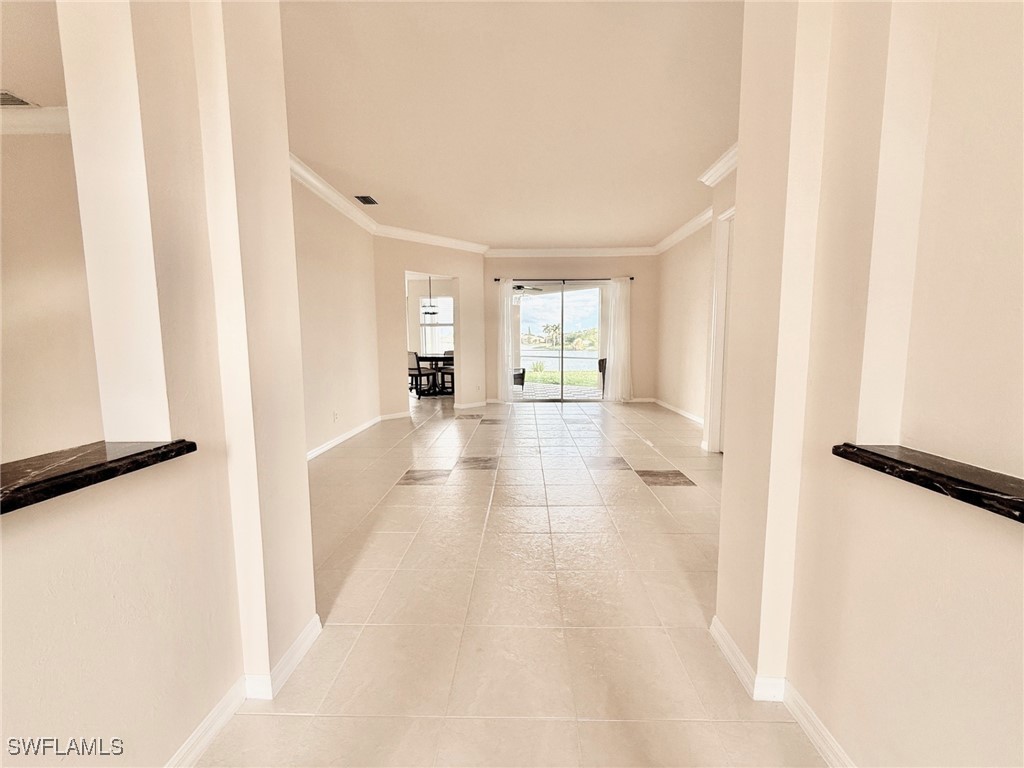 1098 Port Orange Way Naples FL 34120 225069801 image5