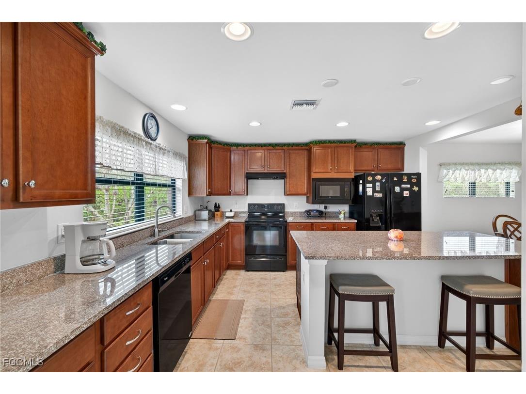 10980 Clarendon Street Fort Myers FL 33913 2025023009 image3