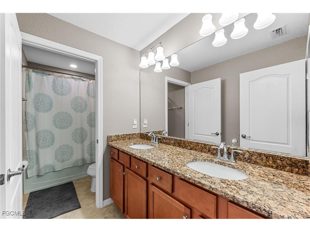 10985 Cherry Laurel Drive Fort Myers FL 33912 2025012317 image23
