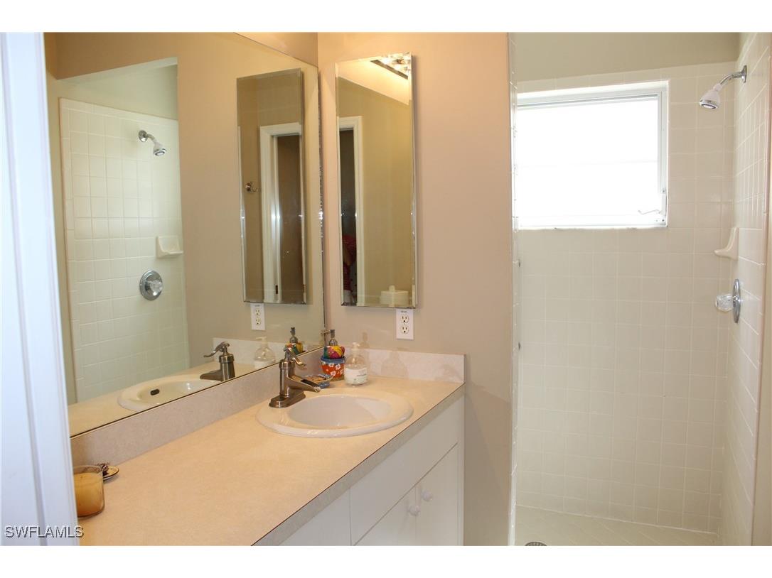 10987 Fieldfair Drive Naples FL 34119 225069636 image18