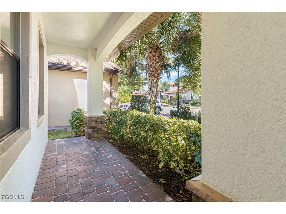 10996 Cherry Laurel Drive Fort Myers FL 33912 2025020768 image32