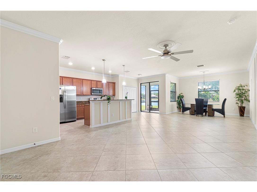 10996 Cherry Laurel Drive Fort Myers FL 33912 2025020768 image5