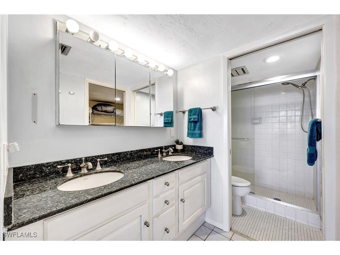 11 Bluebill Avenue #1005 Naples FL 34108 226000725 image22