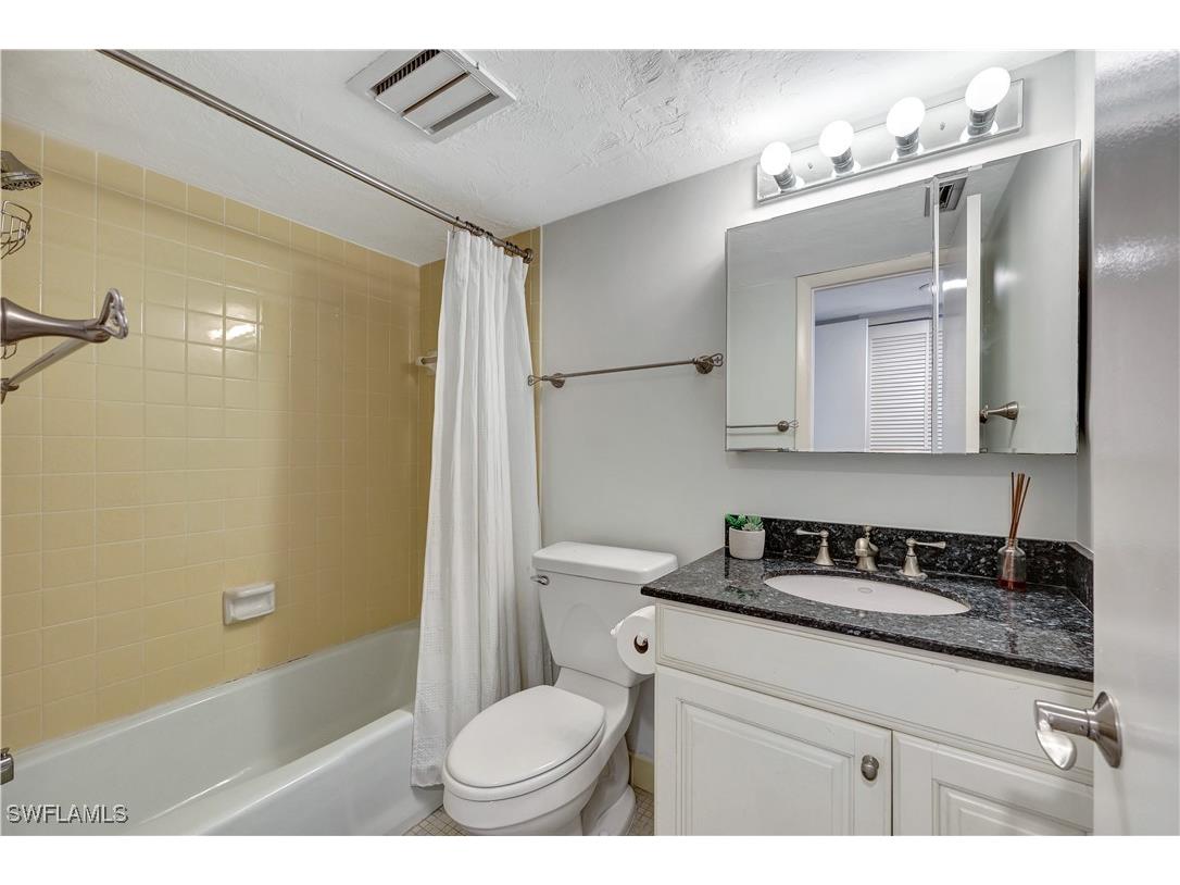 11 Bluebill Avenue #1005 Naples FL 34108 226000725 image25