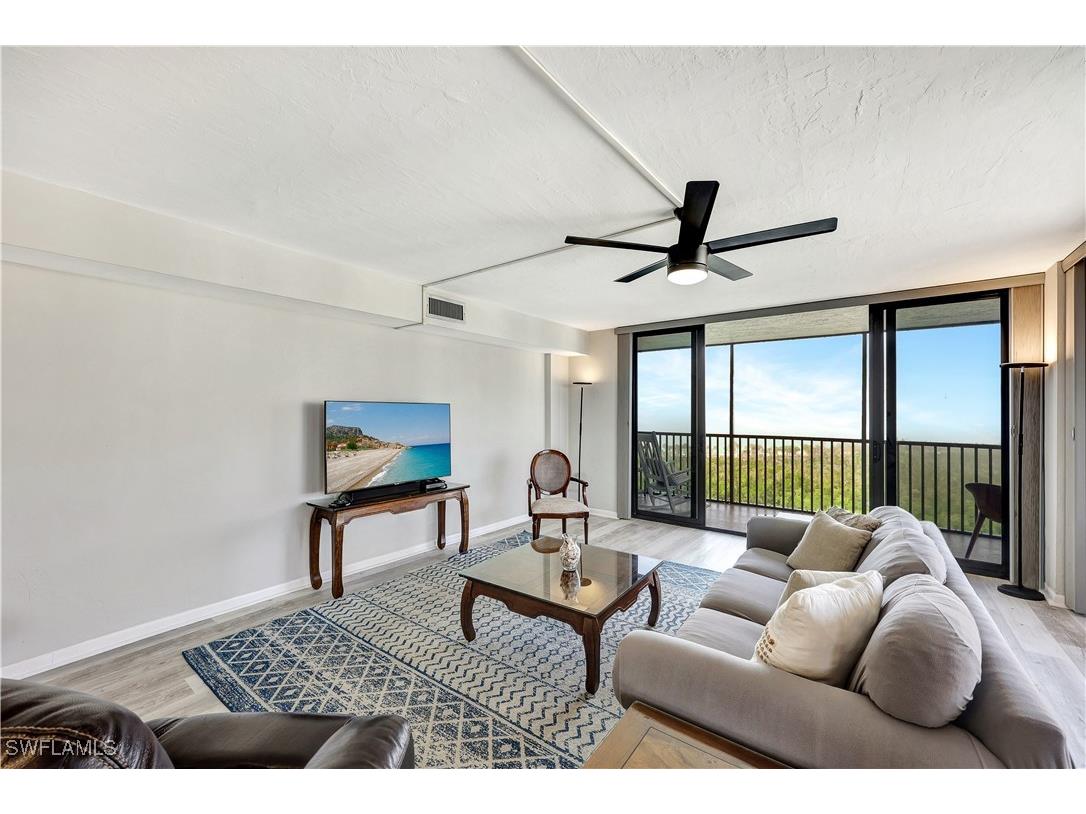 11 Bluebill Avenue #1005 Naples FL 34108 226000725 image8