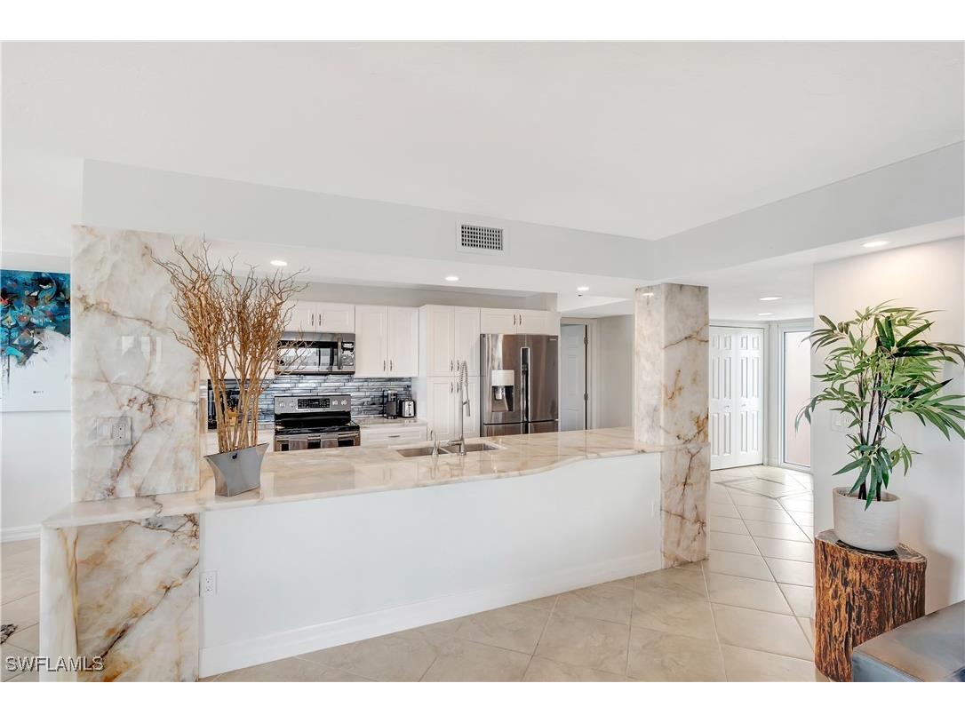 11 Bluebill Avenue #1101 Naples FL 34108 225071596 image21