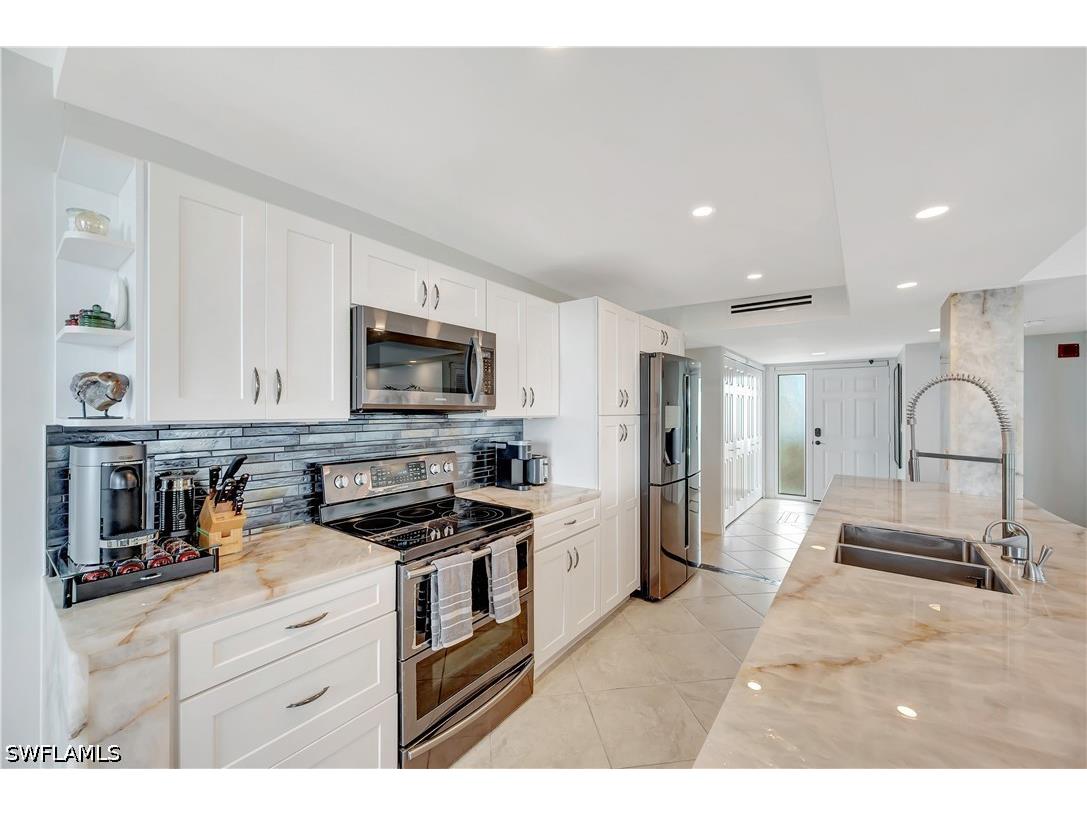 11 Bluebill Avenue #1101 Naples FL 34108 226015606 image22