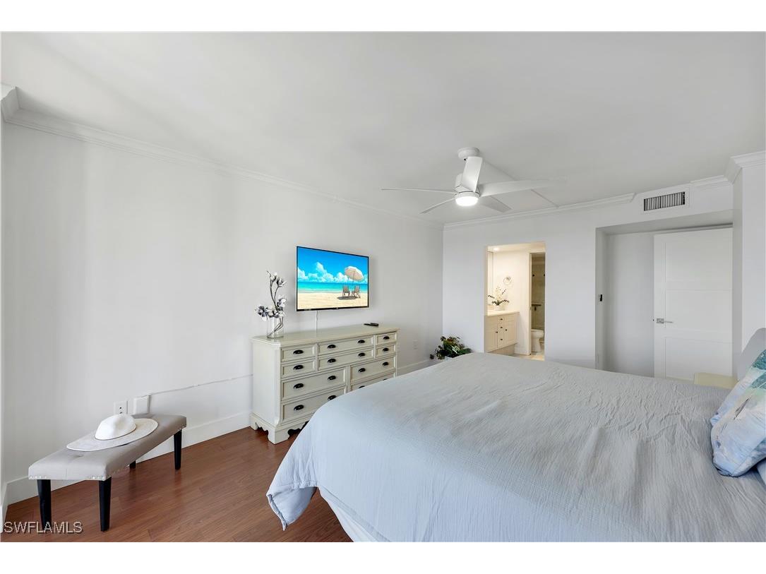 11 Bluebill Avenue #1105 Naples FL 34108 226000702 image15