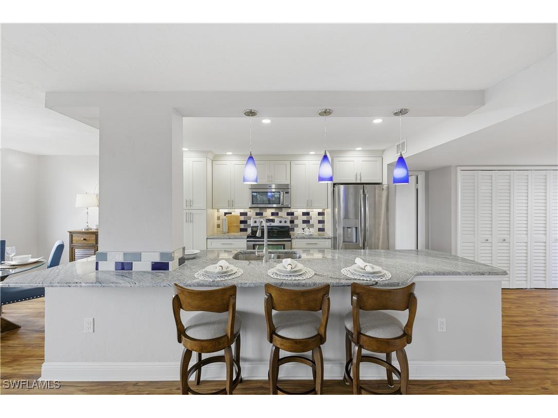 11 Bluebill Avenue #201 Naples FL 34108 225081384 image2