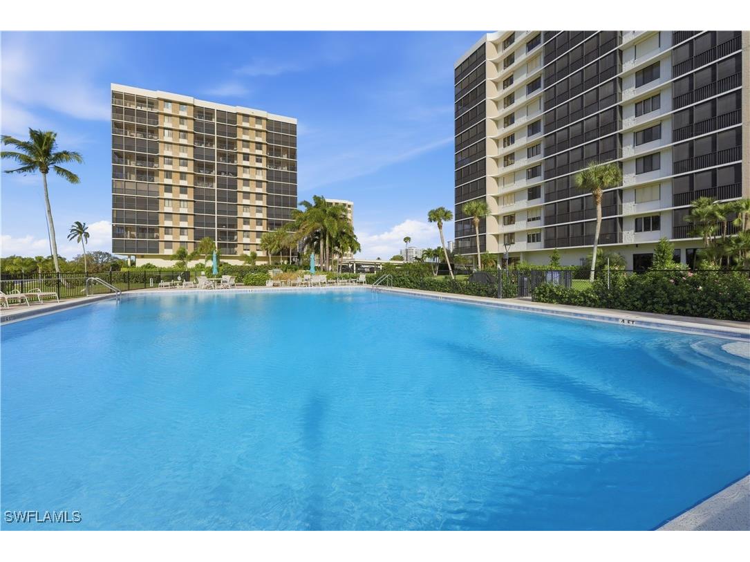 11 Bluebill Avenue #201 Naples FL 34108 225081384 image27