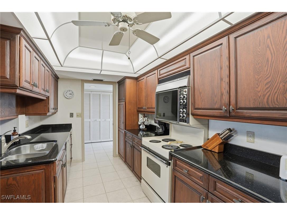 11 Bluebill Avenue #203 Naples FL 34108 226003767 image10