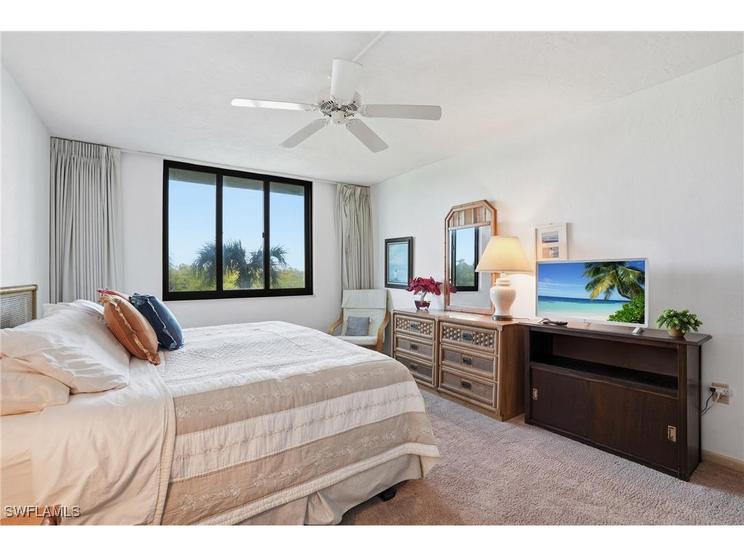 11 Bluebill Avenue #203 Naples FL 34108 226003767 image21