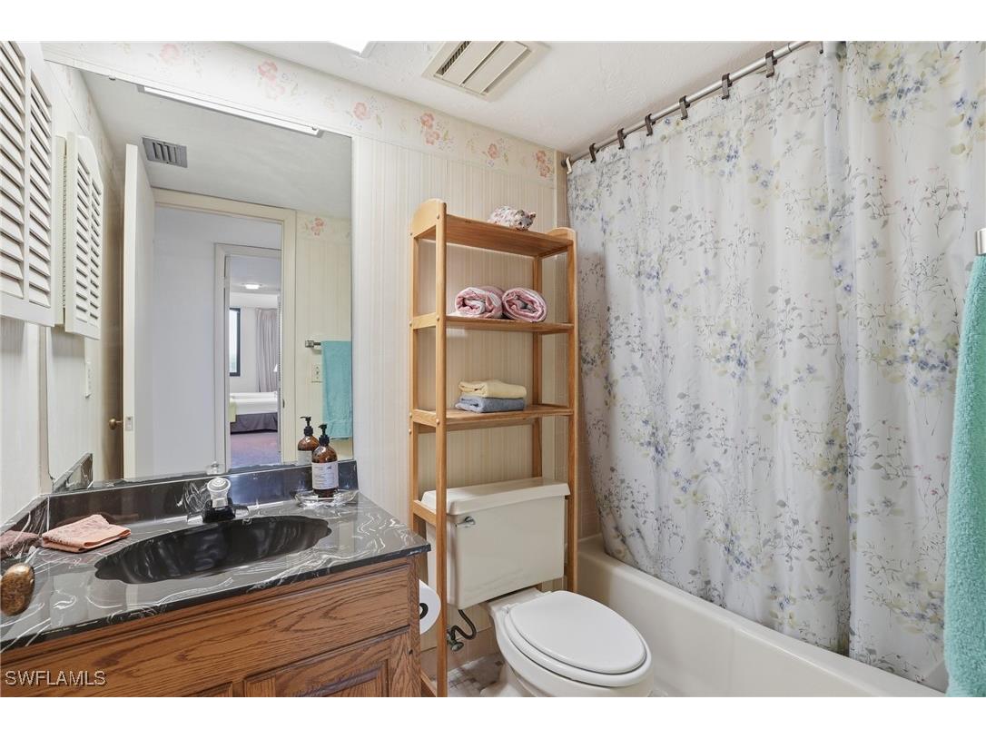 11 Bluebill Avenue #203 Naples FL 34108 226003767 image27