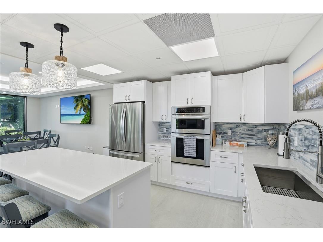 11 Bluebill Avenue #203 Naples FL 34108 226003767 image36