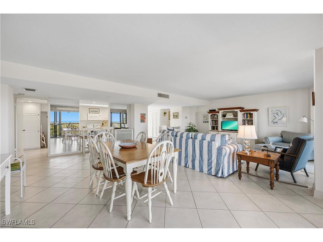 11 Bluebill Avenue #404 Naples FL 34108 225078575 image22