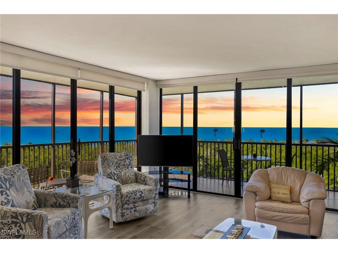 11 Bluebill Avenue #702 Naples FL 34108 225079667 image1