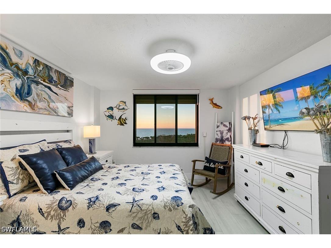 11 Bluebill Avenue #905 Naples FL 34108 226001402 image11