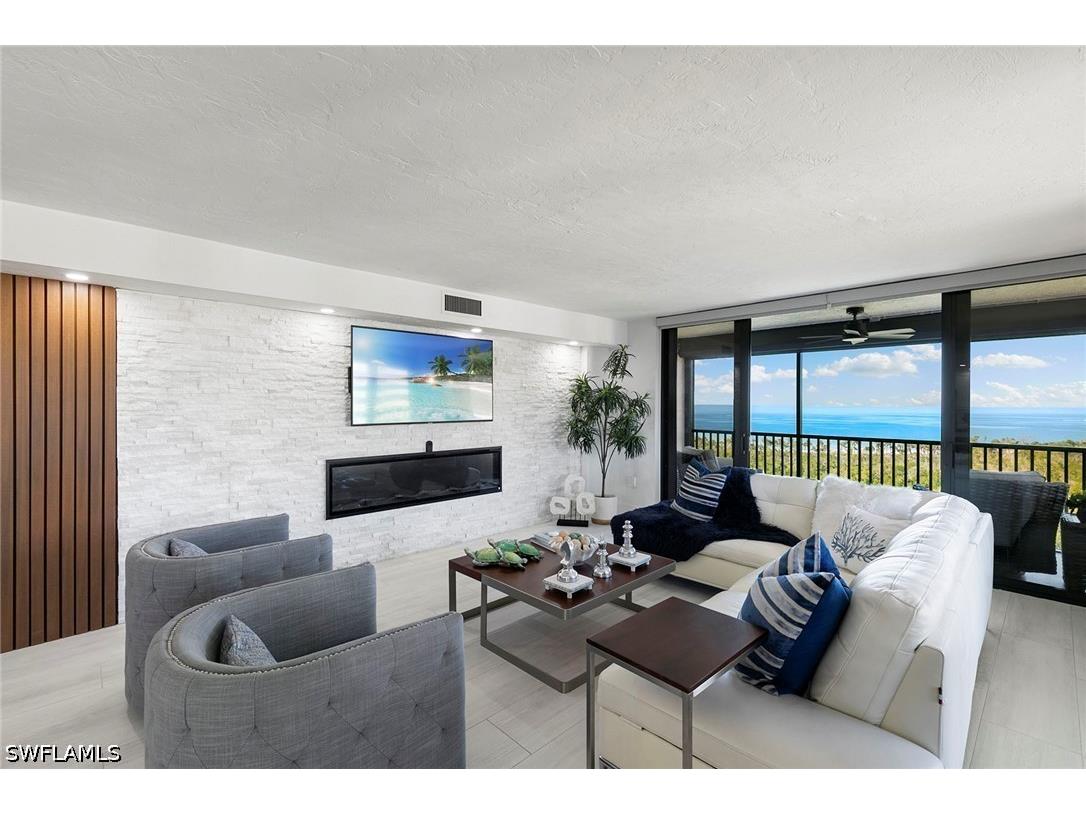 11 Bluebill Avenue #905 Naples FL 34108 226001402 image2