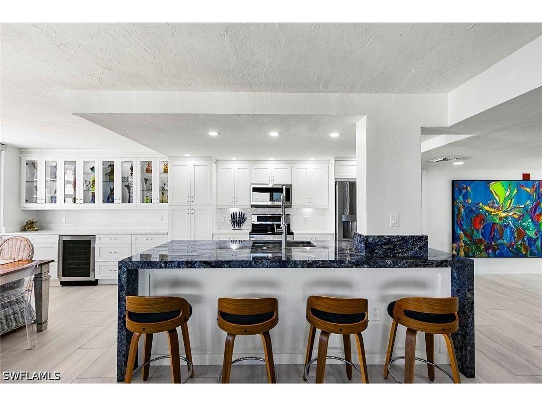 11 Bluebill Avenue #905 Naples FL 34108 226001402 image3