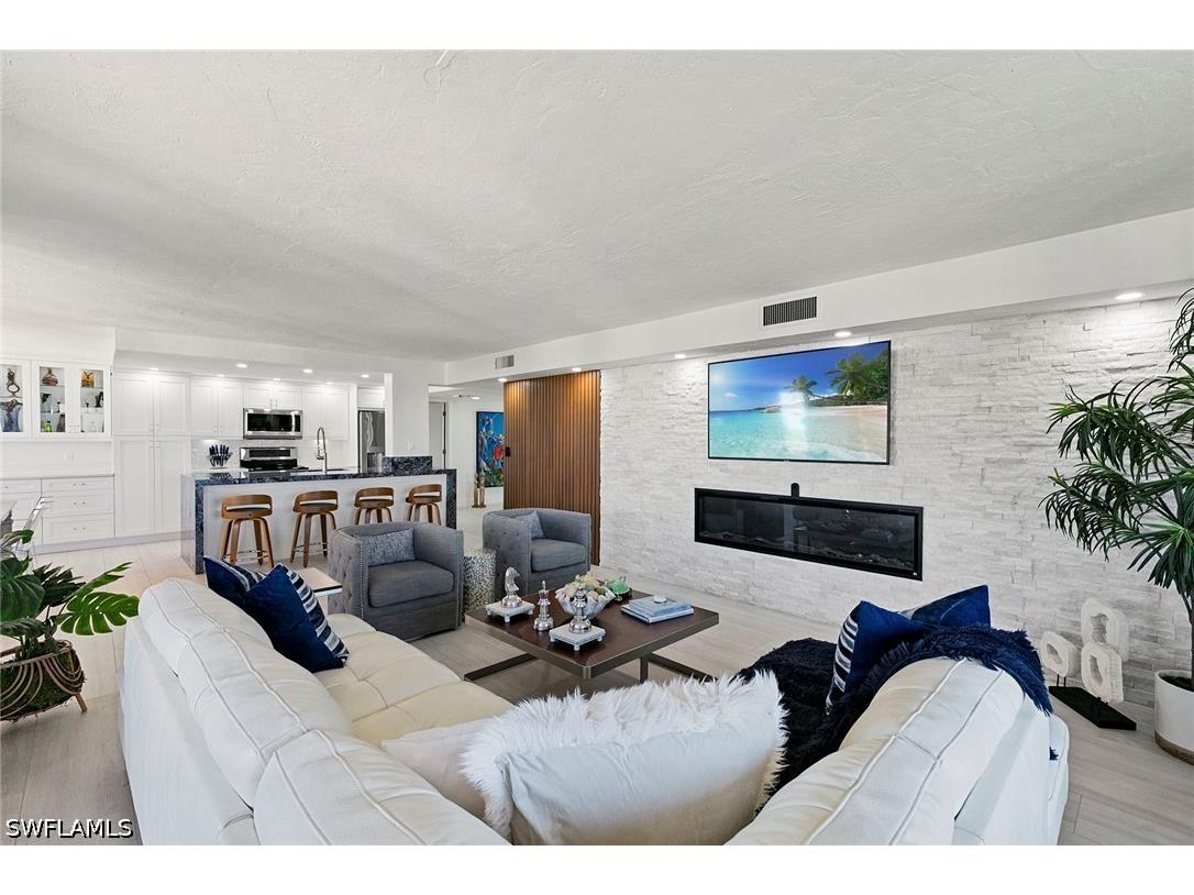11 Bluebill Avenue #905 Naples FL 34108 226001402 image4