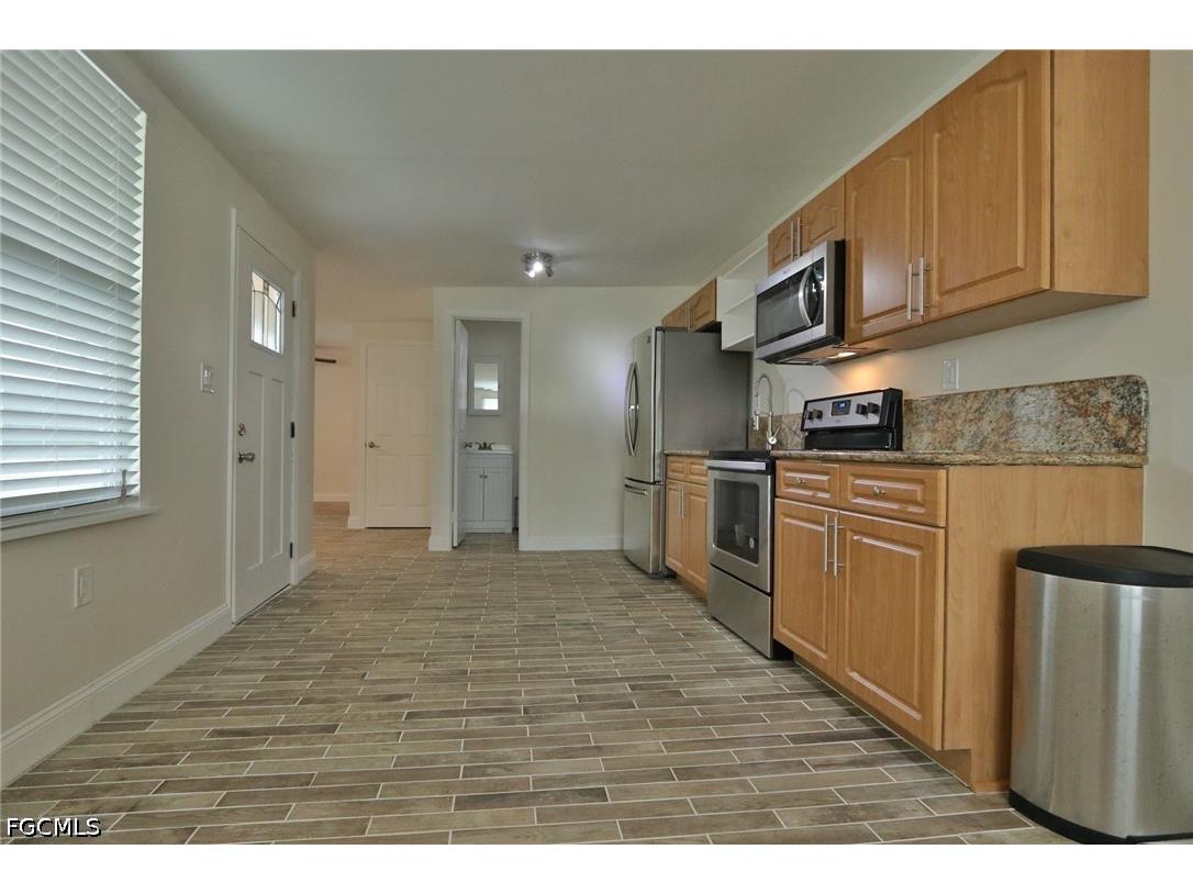 11 California Road Lehigh Acres FL 33936 2026017633 image10