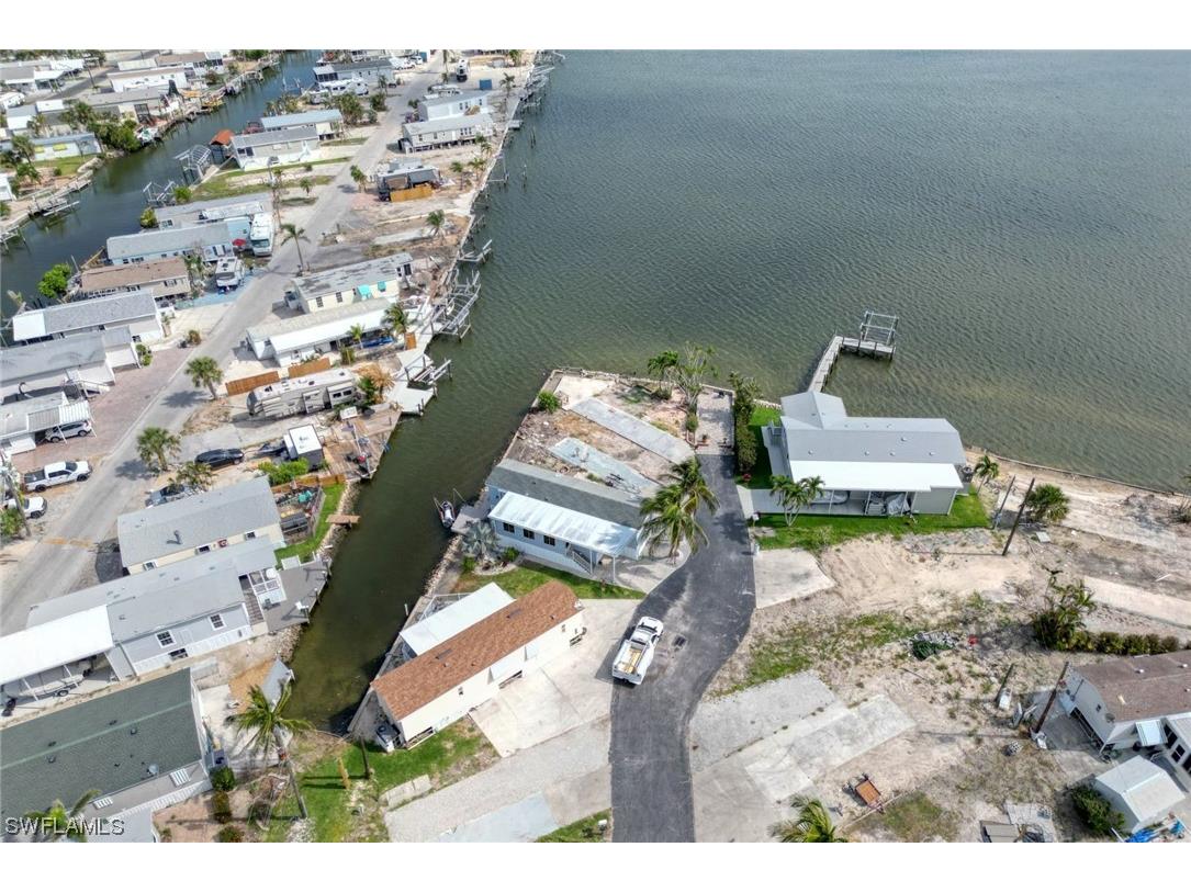 11 Helen Lane Fort Myers Beach FL 33931 223049459 image9