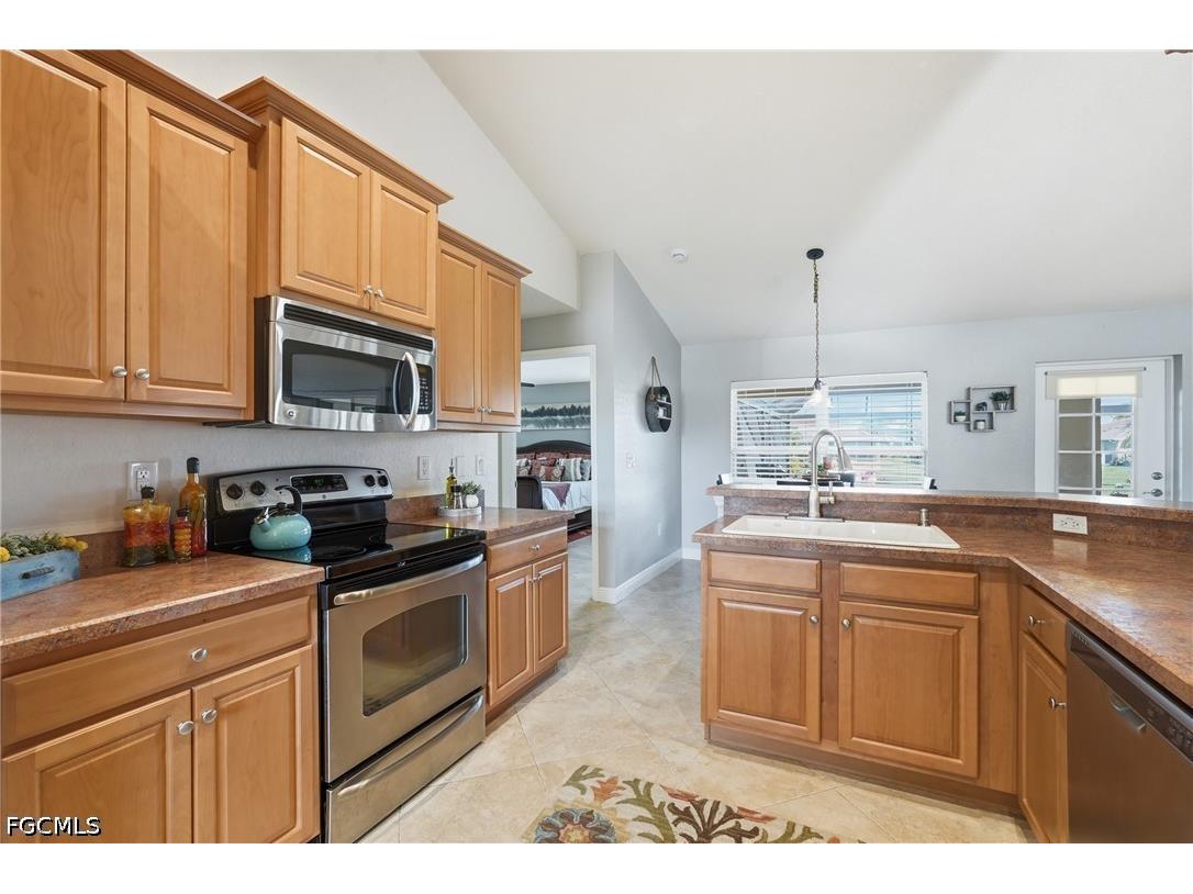 11 Medalist Lane Rotonda West FL 33947 2026023907 image17