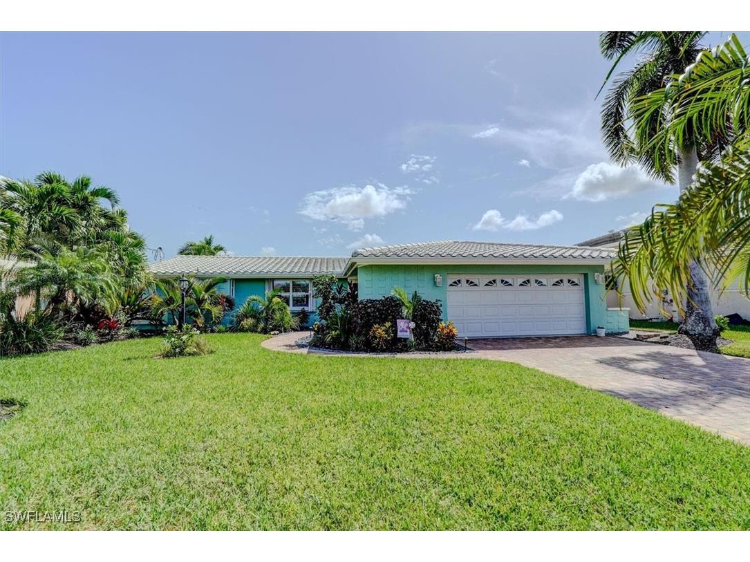 11 Palmview Boulevard Fort Myers Beach FL 33931 224068623 image1