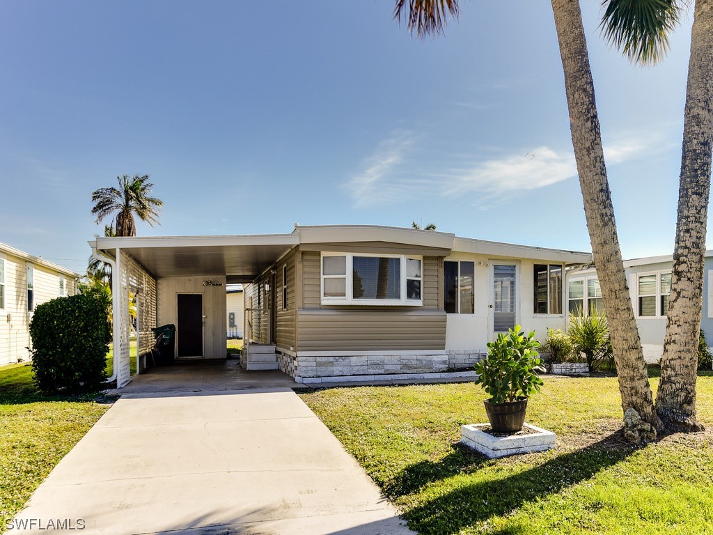 11 San Remo Circle Naples FL 34112 224001975 image1
