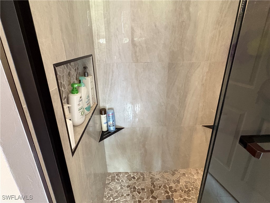 110 16th Avenue NE Naples FL 34120 225054937 image18