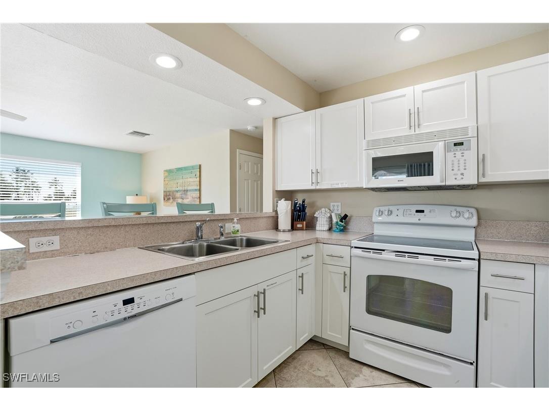 110 Bahia Viaduct Fort Myers Beach FL 33931 225075775 image22