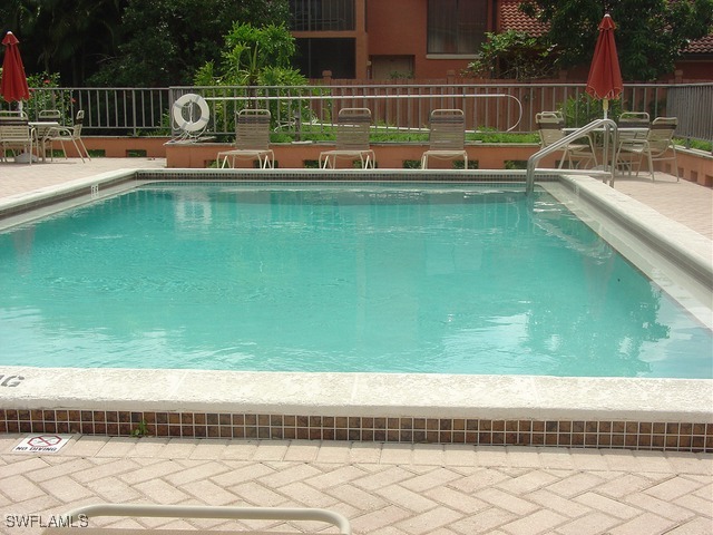 110 Cypress Way E #F5 Naples FL 34110 225069635 image3