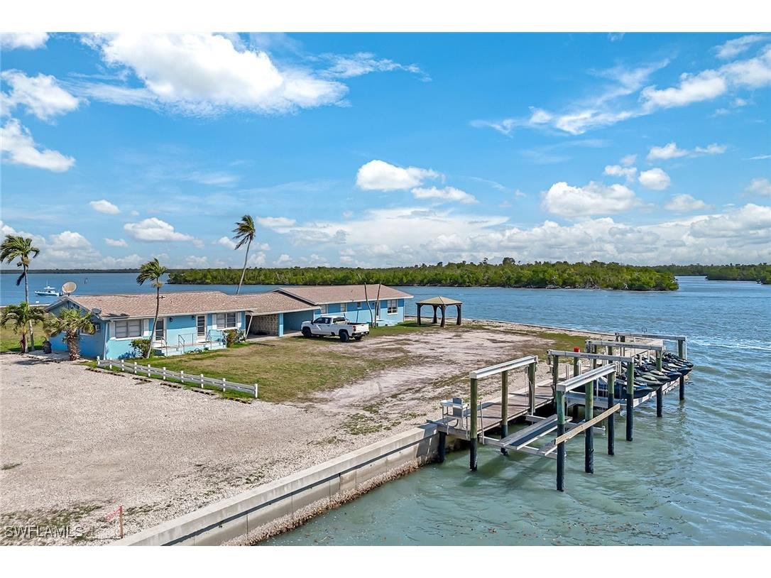 110 East Court Naples FL 34140 225045758 image12