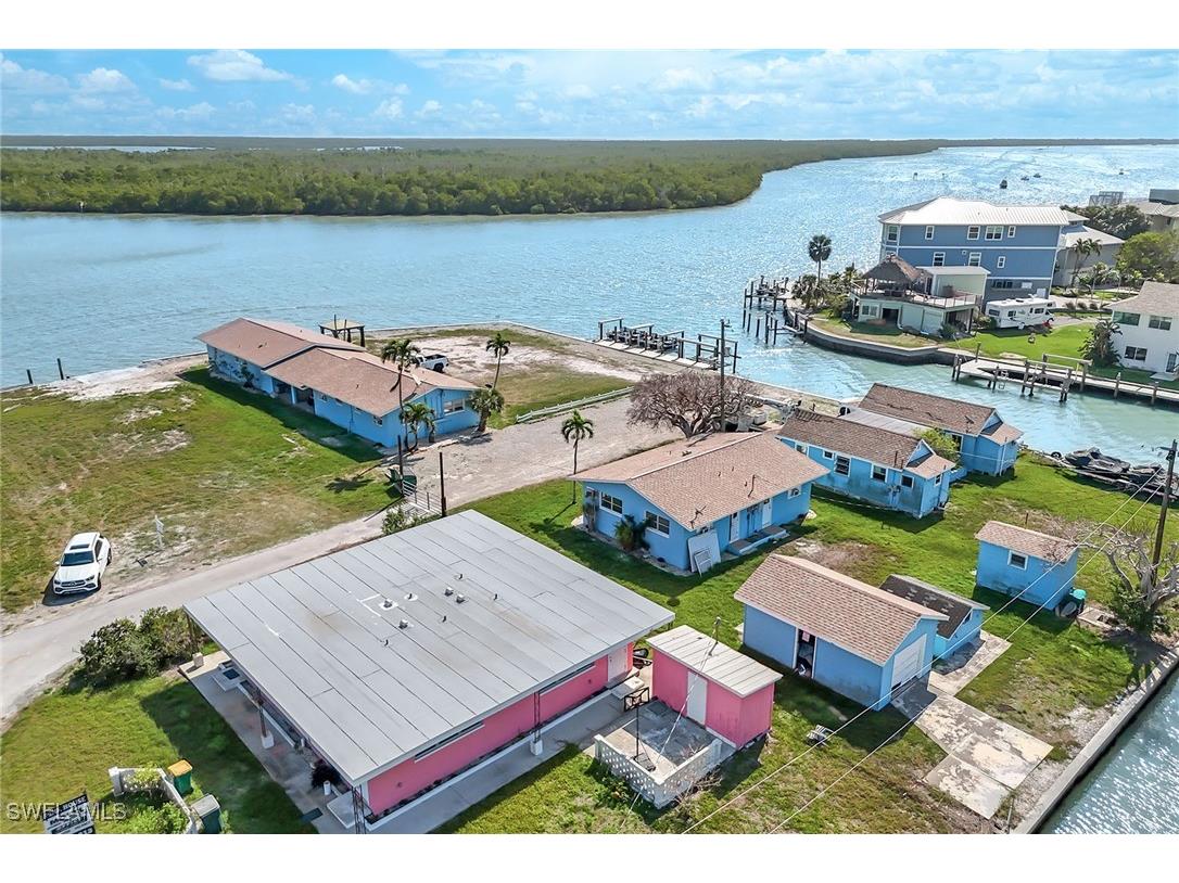 110 East Court Naples FL 34140 225045758 image14