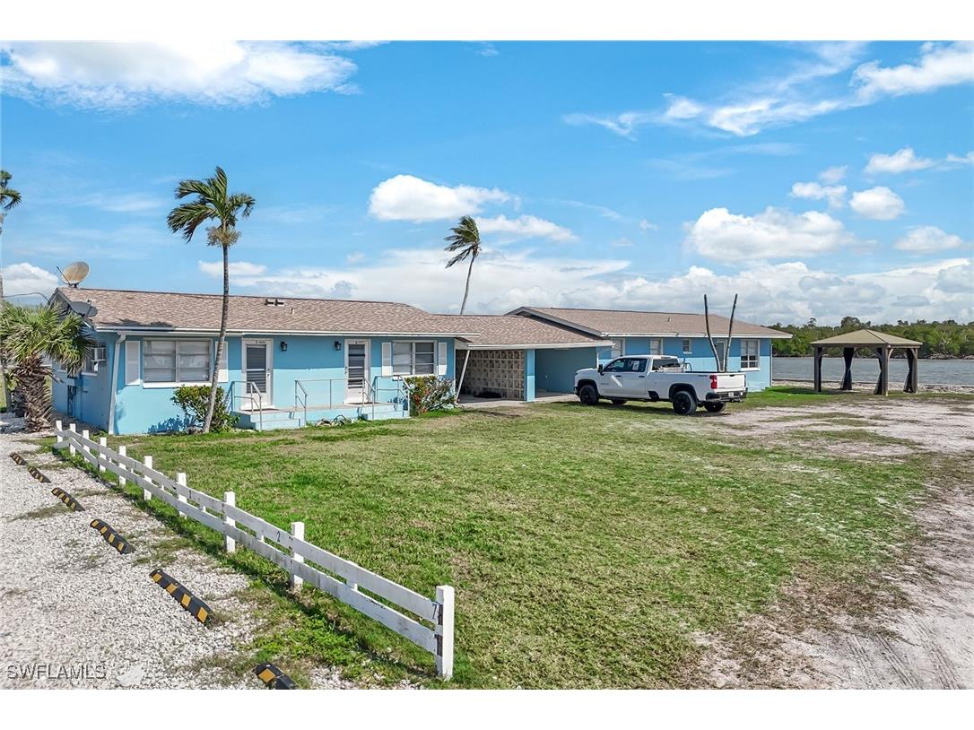 110 East Court Naples FL 34140 225045758 image6