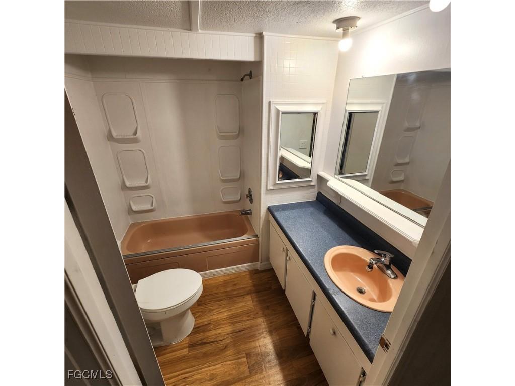 110 Gaslight Avenue North Fort Myers FL 33917 2025024067 image11