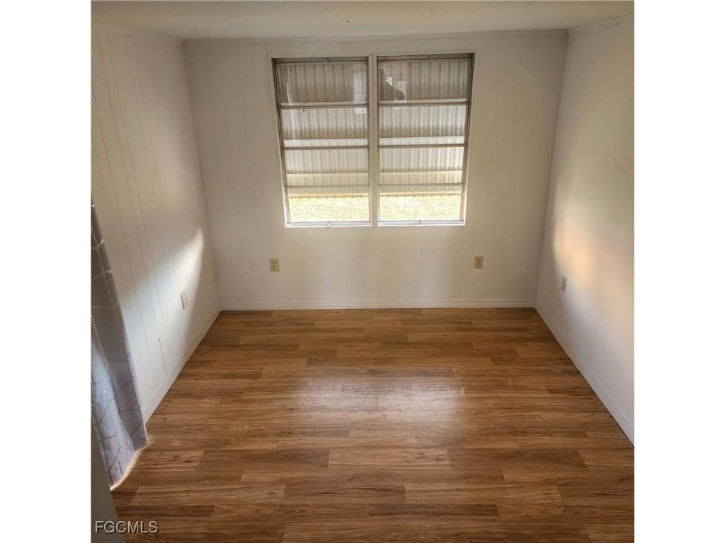 110 Gaslight Avenue North Fort Myers FL 33917 2025024067 image7