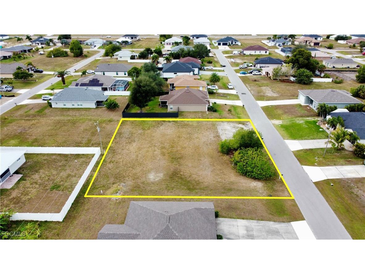 110 NE 11th Lane Cape Coral FL 33909 2025023408 image3