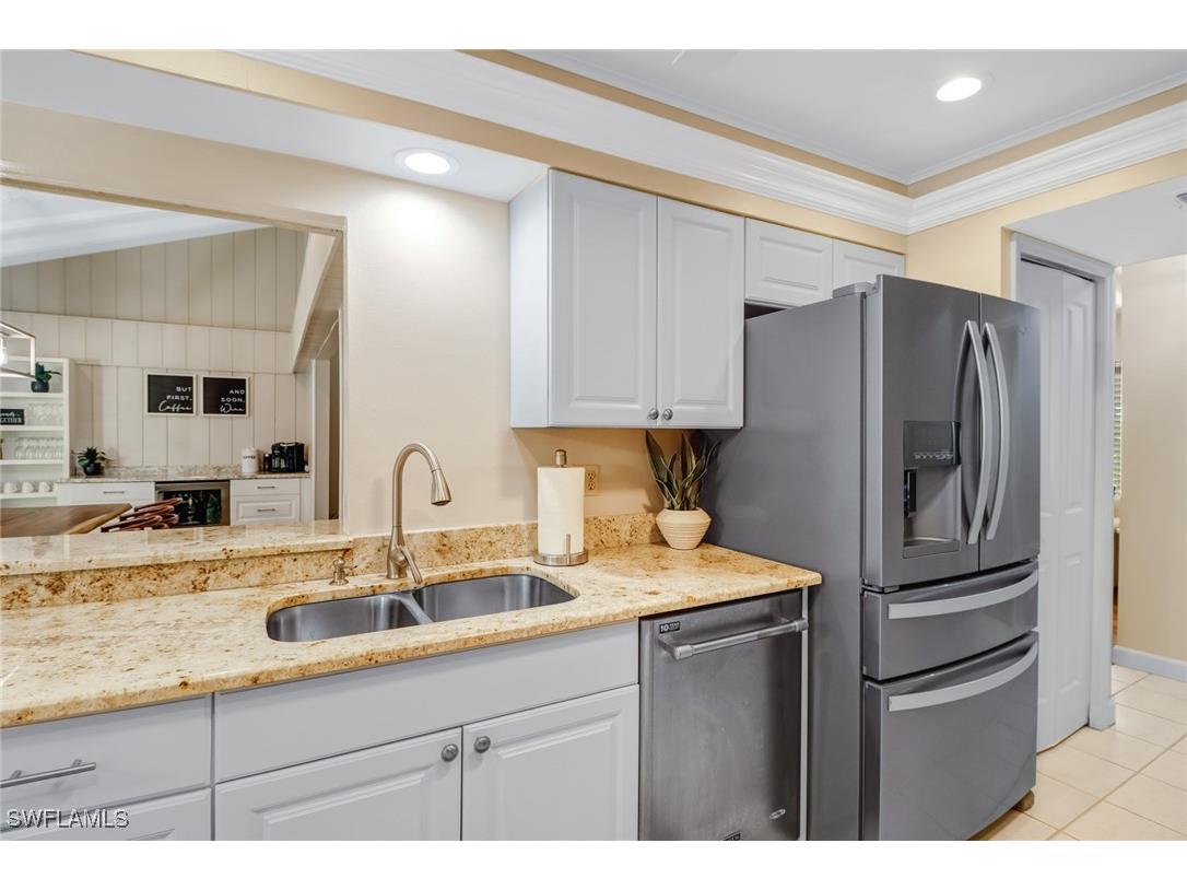  Naples FL 34110 225060713 image10