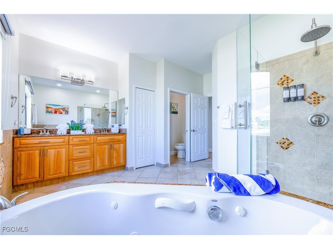 110 SE 16th Terrace Cape Coral FL 33990 2025017280 image22