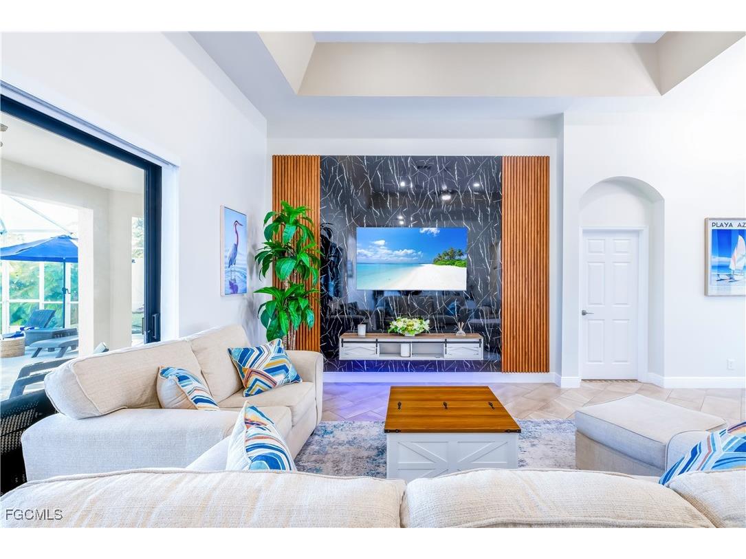 110 SE 16th Terrace Cape Coral FL 33990 2025017280 image23