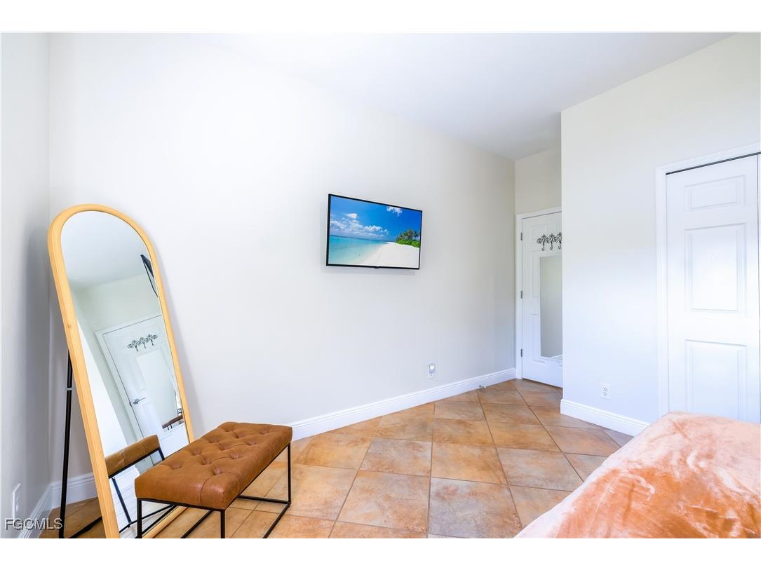 110 SE 16th Terrace Cape Coral FL 33990 2025017280 image9