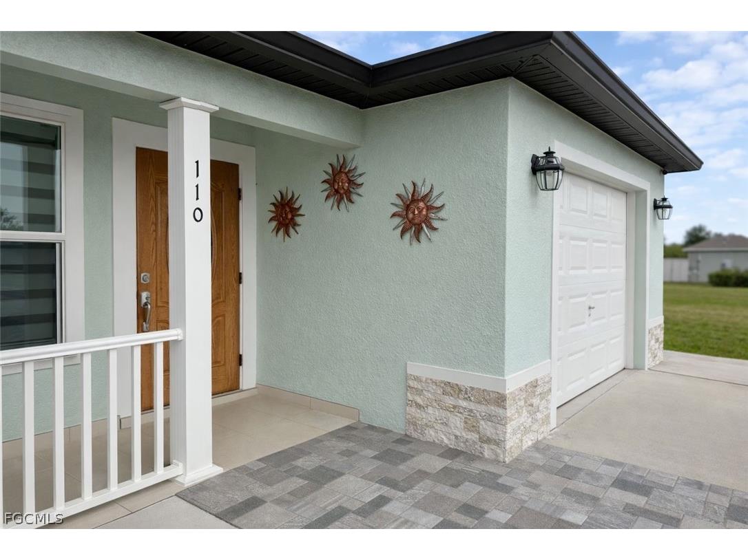 110 SW 21st Place Cape Coral FL 33991 2026013747 image3