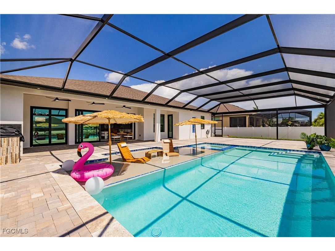 110 SW 37th Avenue Cape Coral FL 33991 2025003205 image1