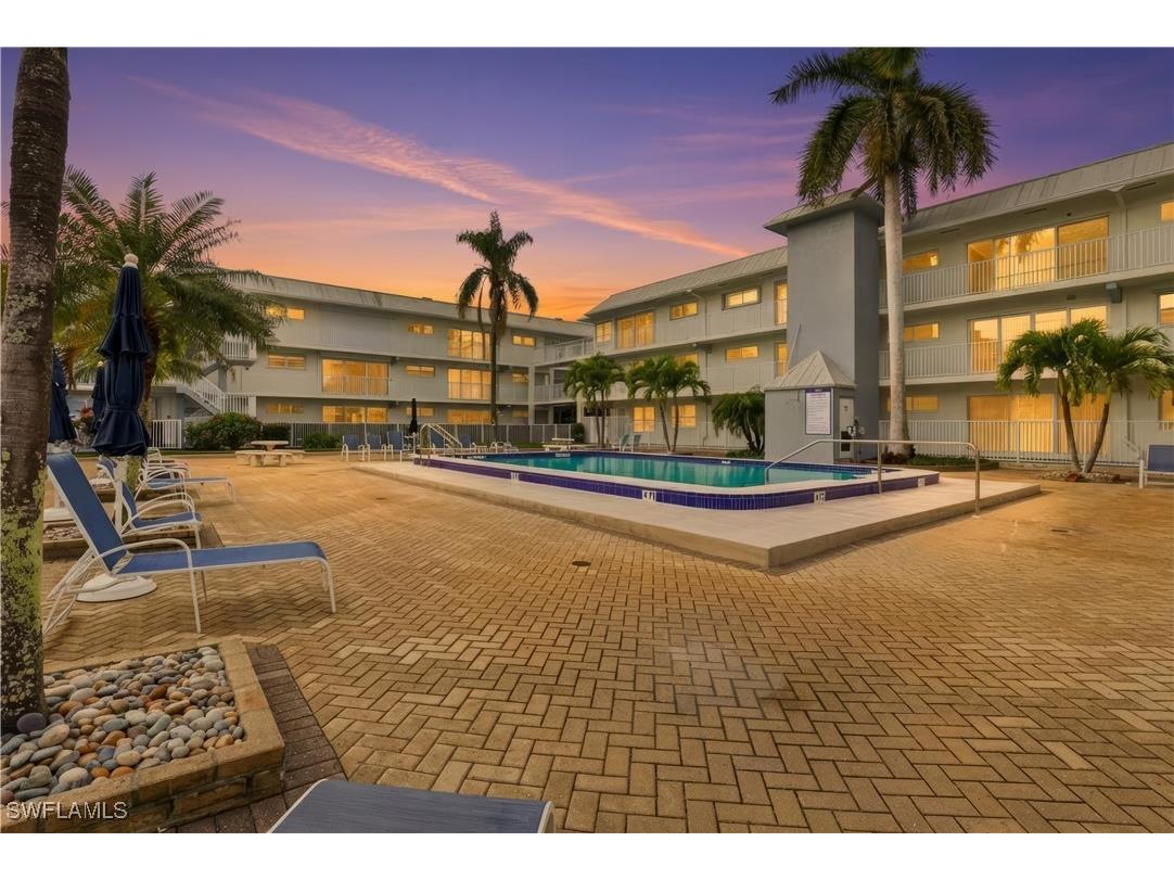 1100 8th Avenue S #213B Naples FL 34102 226003894 image1