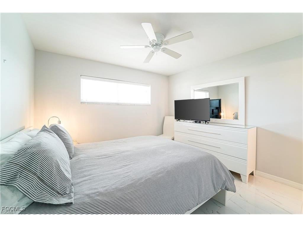 1100 8th Avenue S #306C Naples FL 34102 2025002581 image20