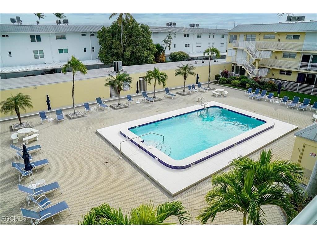 1100 8th Avenue S #306C Naples FL 34102 2025002581 image24