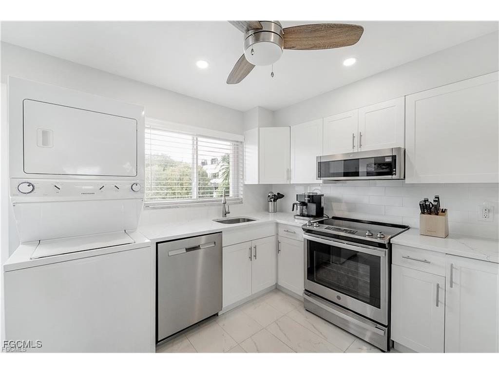 1100 8th Avenue S #306C Naples FL 34102 2025002581 image4